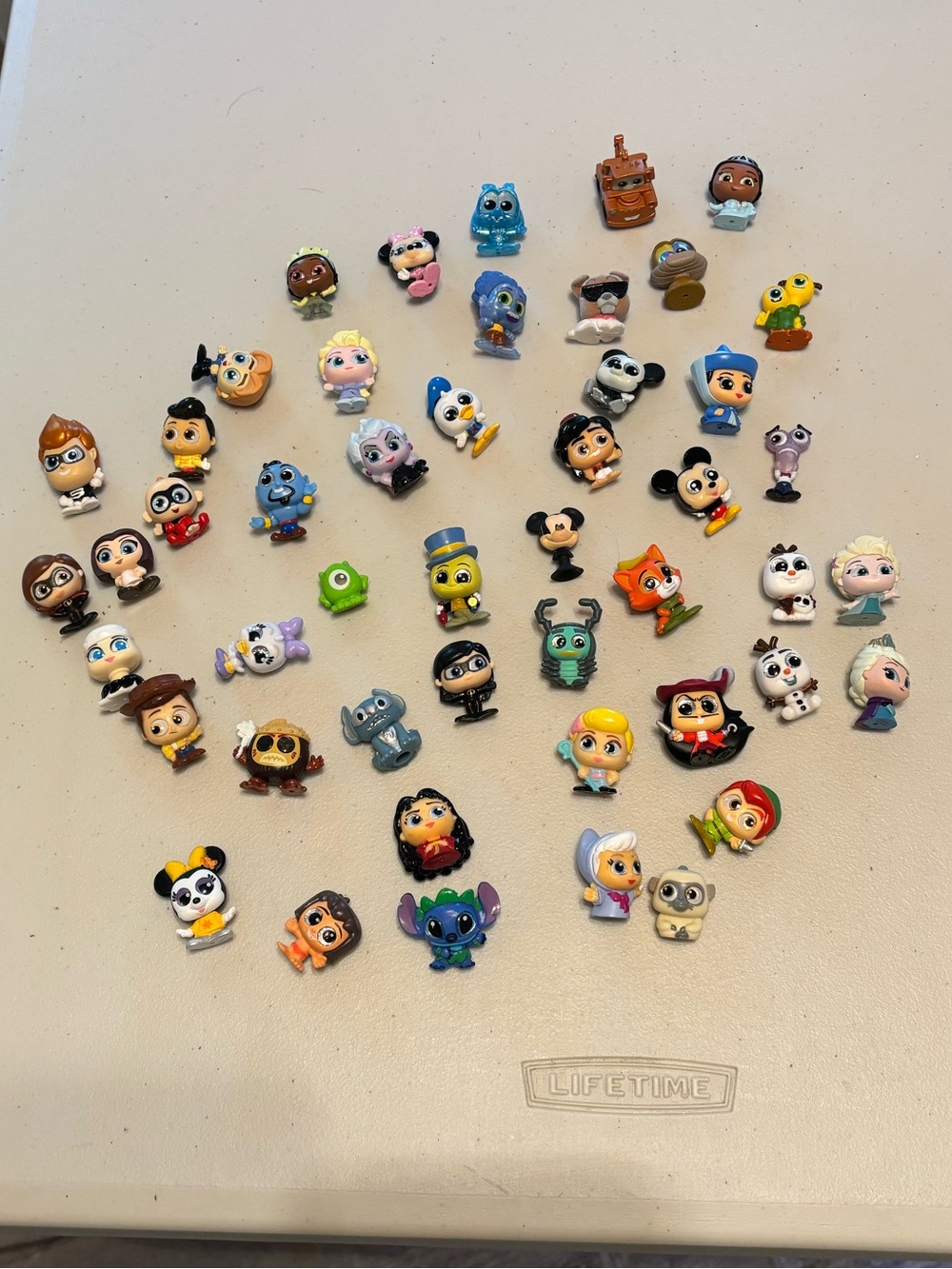 Disney Doorables Mini Character Figure Set/48 - Bright Multicolor Assortment